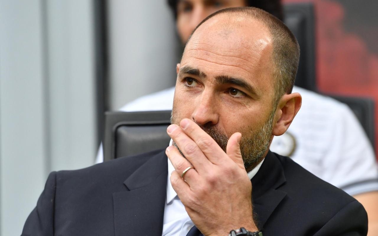 球队中的无 球队中的无