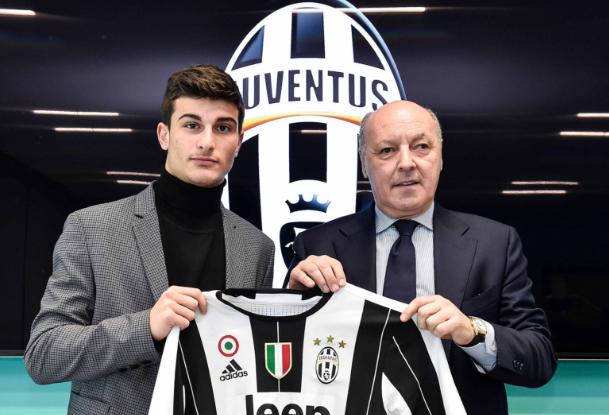 力挺韦世豪!中超16队全部转发中足联声明,球迷:申花领喊辱骂武磊