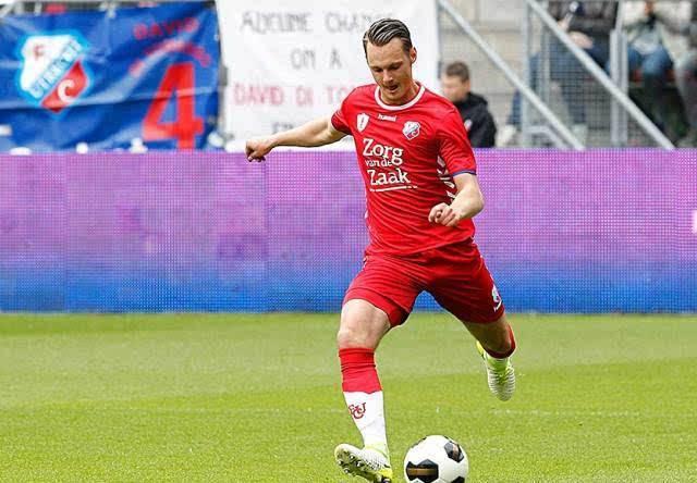 C罗凭借其 C罗凭借其